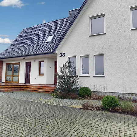 Apartamento Haus Havelland Og Rechts *
